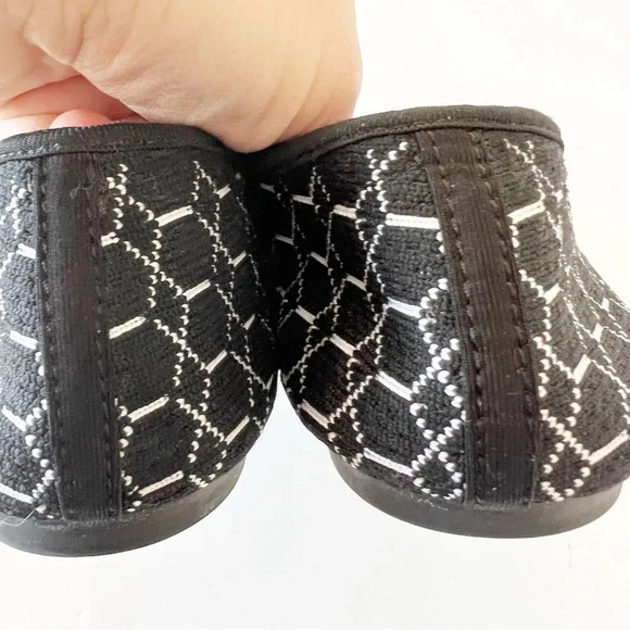 Skechers Aircooled Flyknit Pointed Toe Loafers Black Geometric Print‎ Women’s 7 - Picture 8 of 14